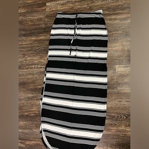 Long Black and White Skirt Size Small